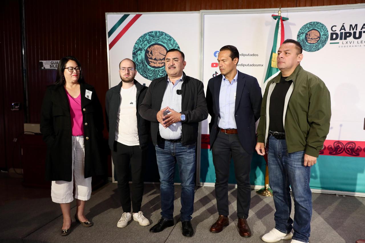 Diputados Antonio Meléndez y Erubiel Alonso respaldan a emprendedores digitales ante propuesta de más impuestos