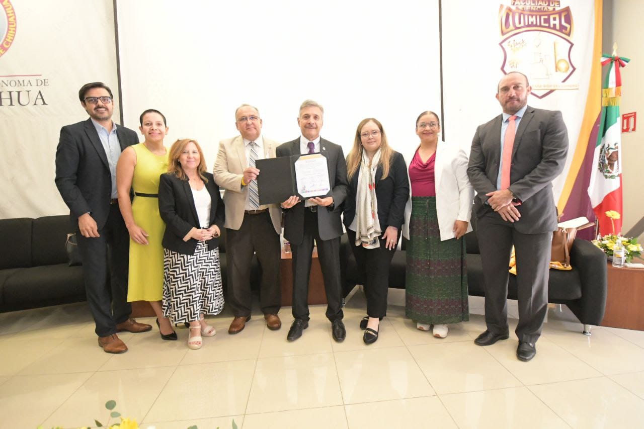 Firma Rector de la UACH y Secretario de Salud la iniciativa EnLLAzados