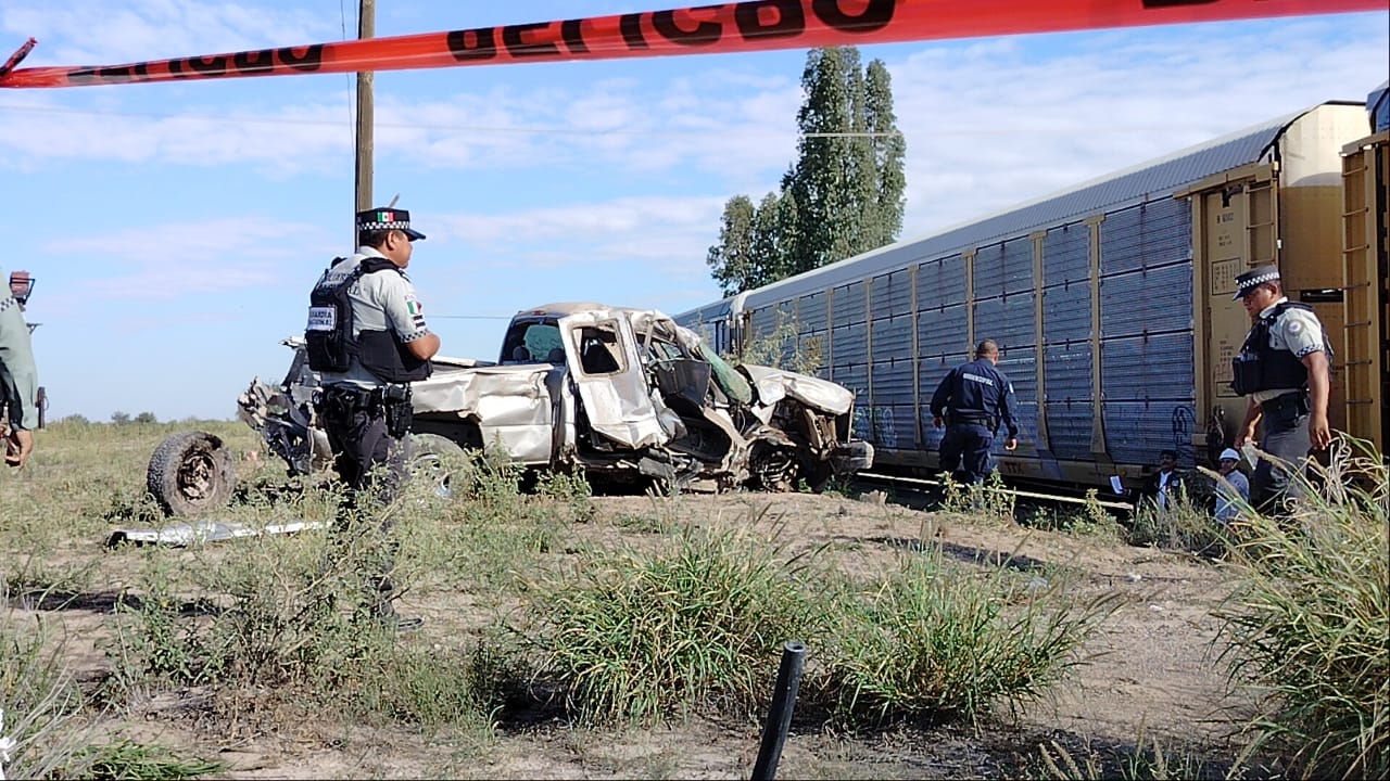 Mujer pierde la vida al ser embestida por elntren en Saucillo