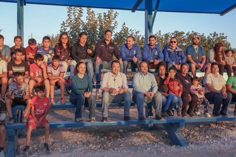 Entrega alcalde de Delicias red de agua potable en Ampliación Campesina