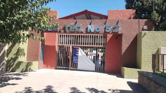 Vinculan a proceso a adolescente que agredió a mujer en la Técnica 52 de Delicias
