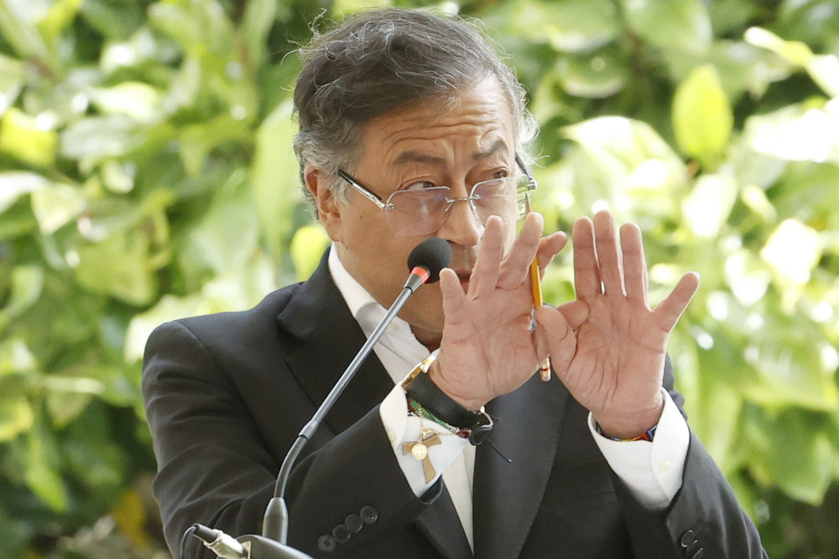 Embajada de EE.UU. en Bogotá pide a Petro “dejar de ser indulgente” con narcos