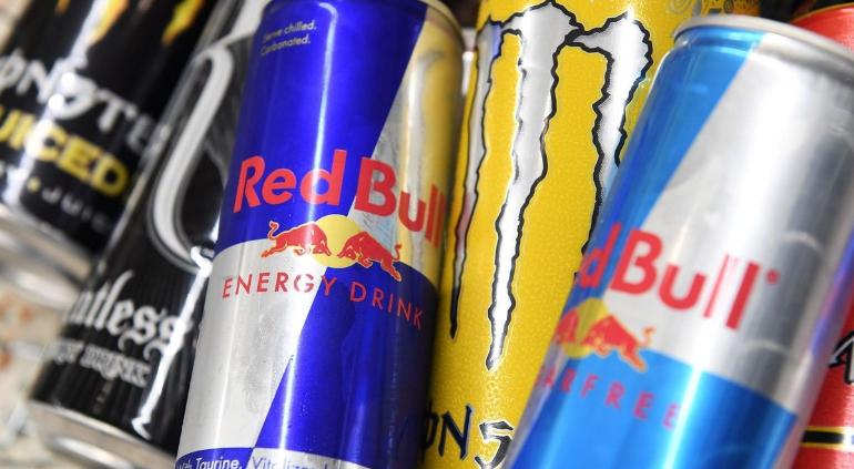 Menores de edad ya no podrán comprar Red Bull; aprobaron iniciativa