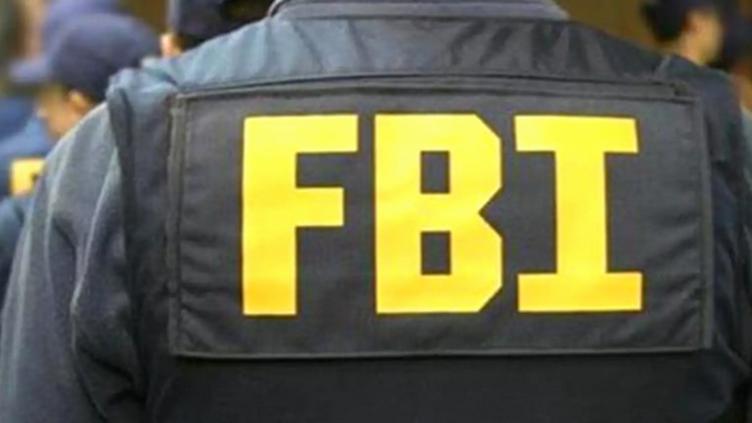 Arrestó FBI a migrante que apuntó con láser a helicóptero militar