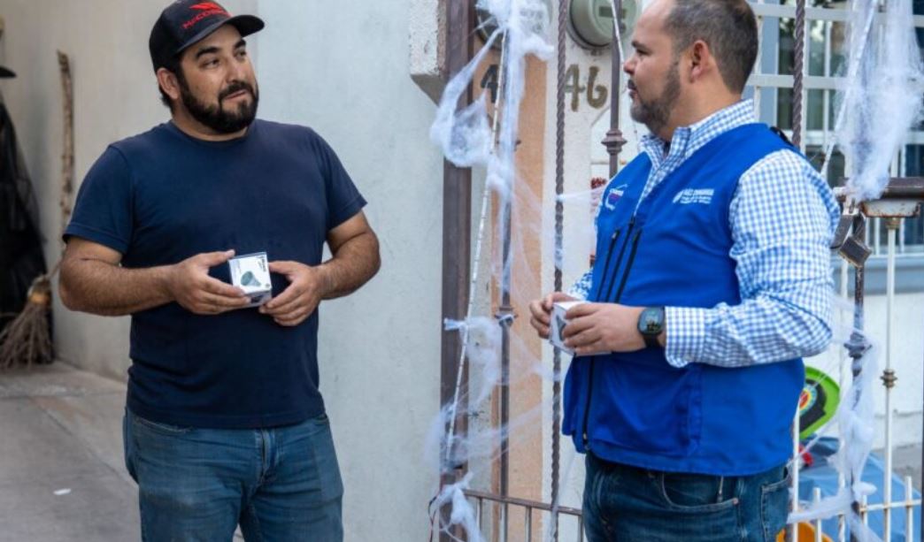 Hemos entregado más de 2 mil regaderas ahorradoras en Delicias: Juan Carlos Velasco