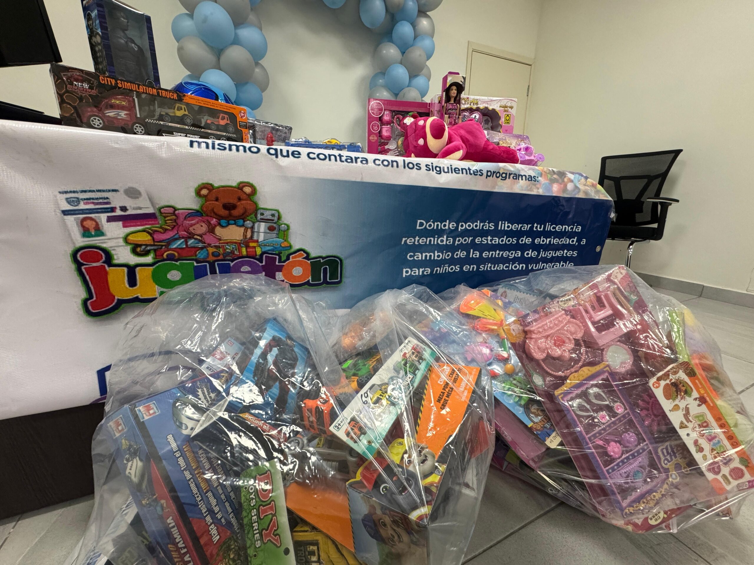 Exhorta SSPE a canjear licencias retenidas por juguetes en el programa “Juguetón”