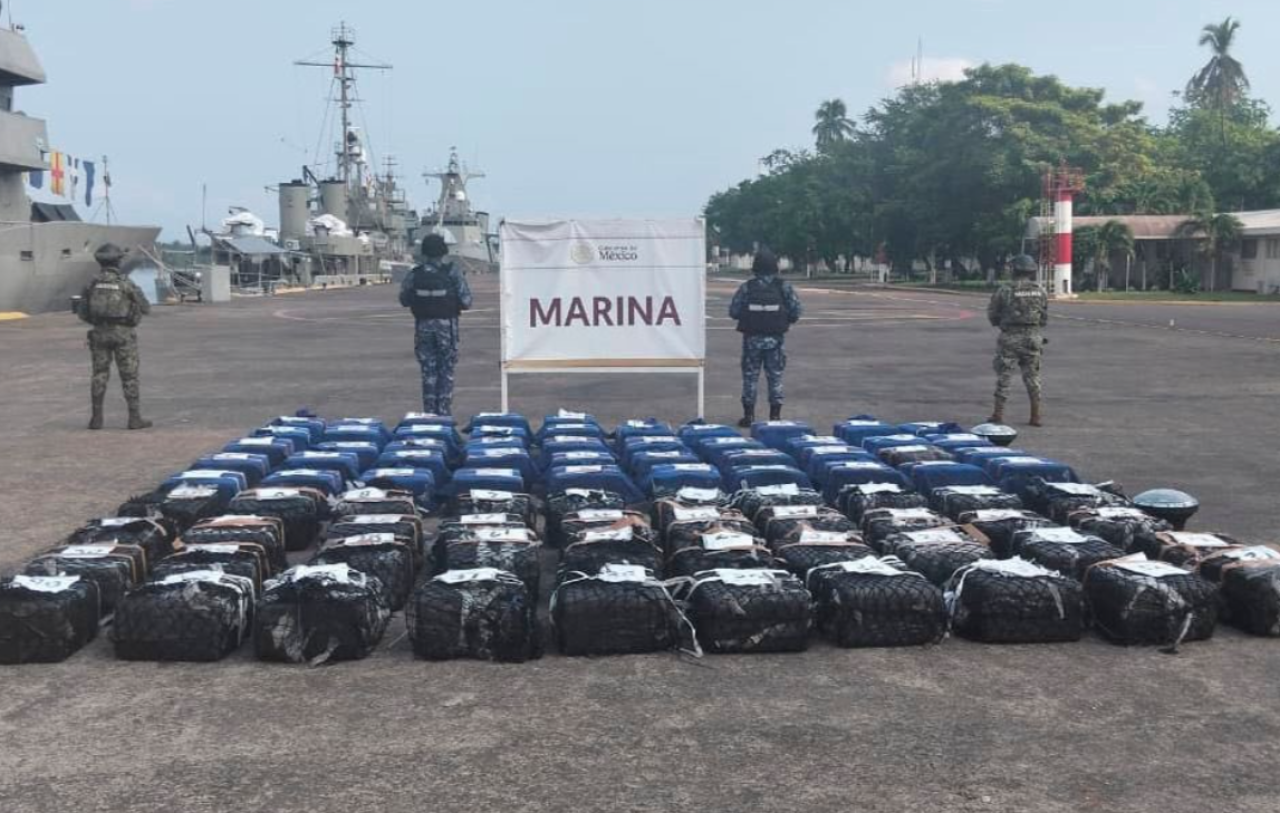 Aseguran 2.5 toneladas de cocaína en costas de Michoacán