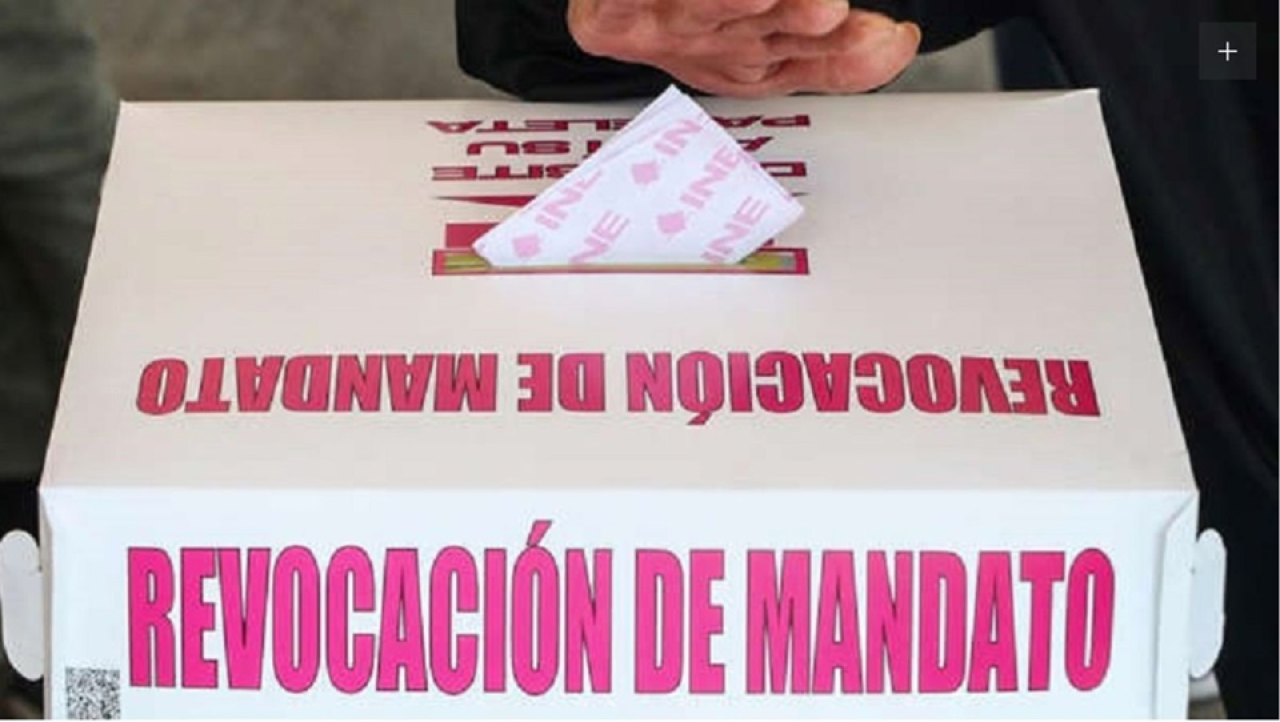 Sugiere Maru que también sometan a los gobernadores a la revocación de mandato en 2027