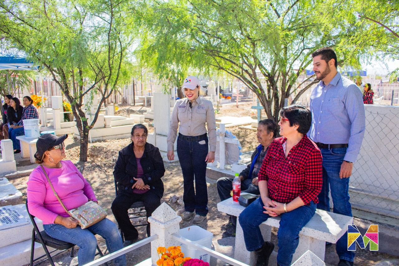 Recorre Miriam Soto panteones en Meoqui, Guadalupe Victoria y Lázaro Cárdenas