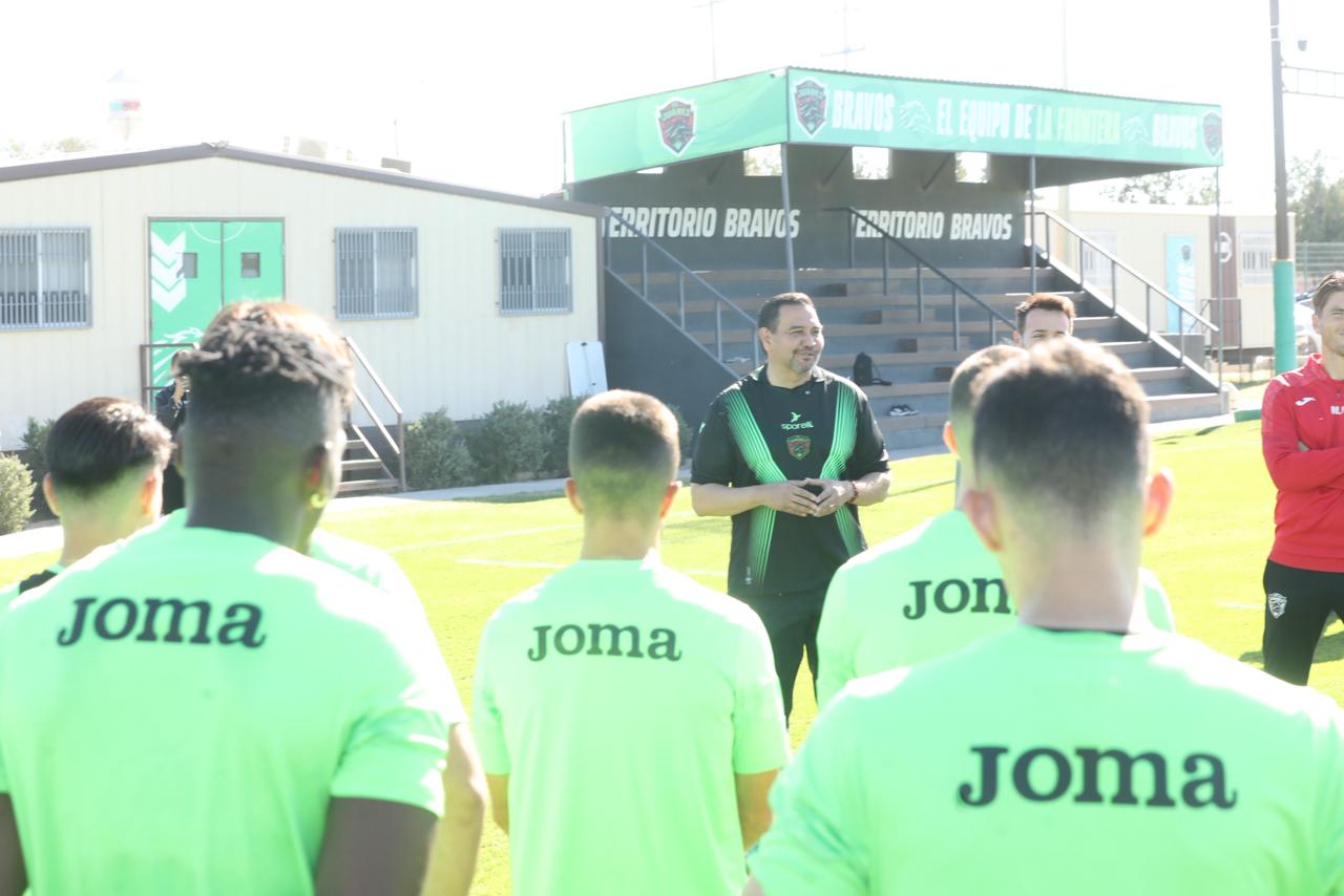 Presidente Pérez Cuéllar desea a Bravos un triunfo ante Xolos
