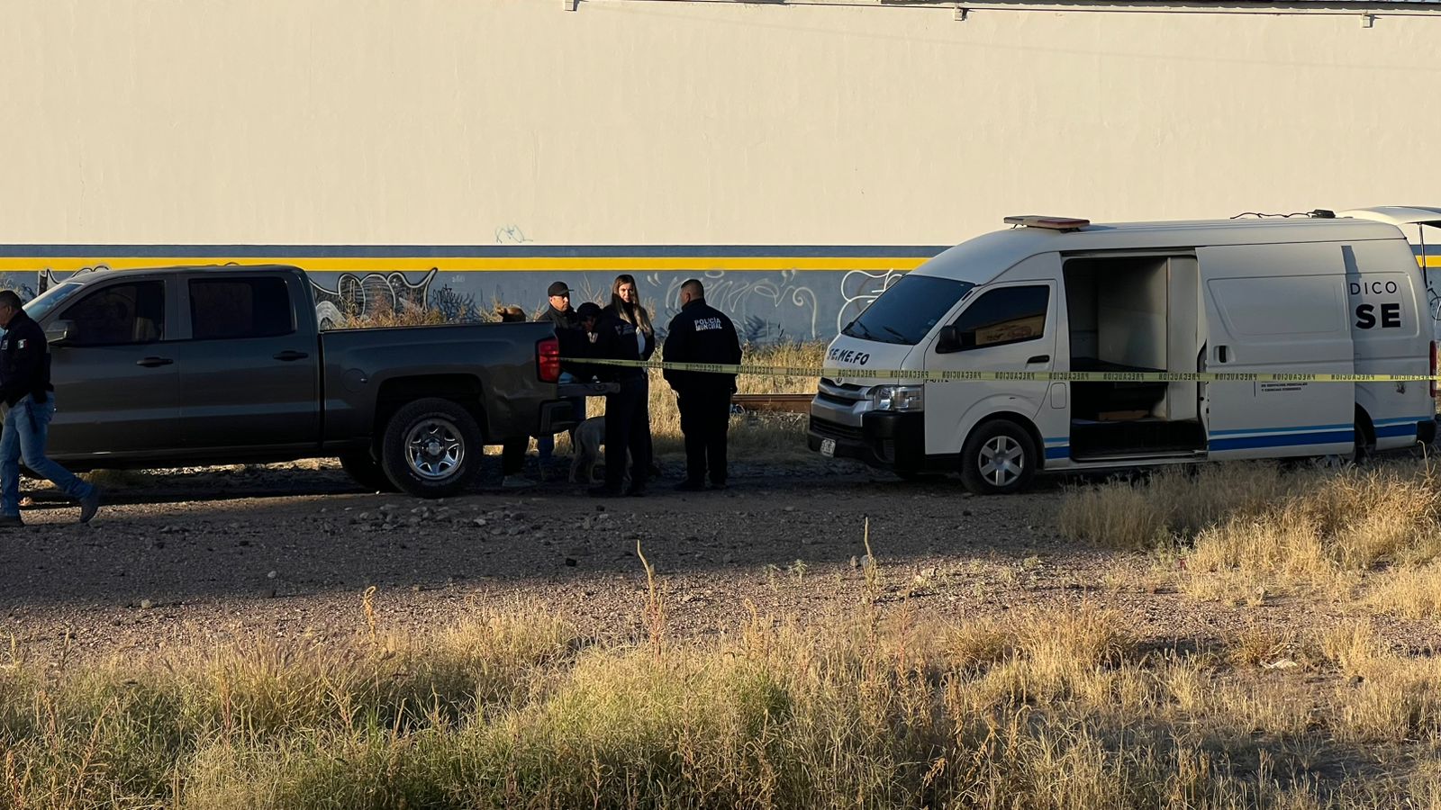 Tenía huellas de violencia hombre hallado muerto atrás de la vieja estación del tren en Delicias: FGE
