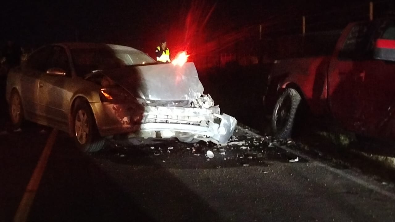 Cuatro personas lesionadas, entre ellas dos menores, en choque en carretera a Orranteño