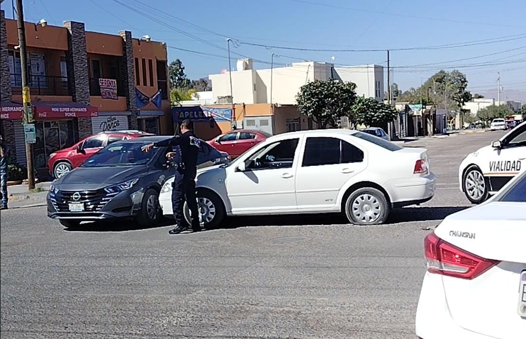 Omisión de alto provocó choque en Lotes Urbanos