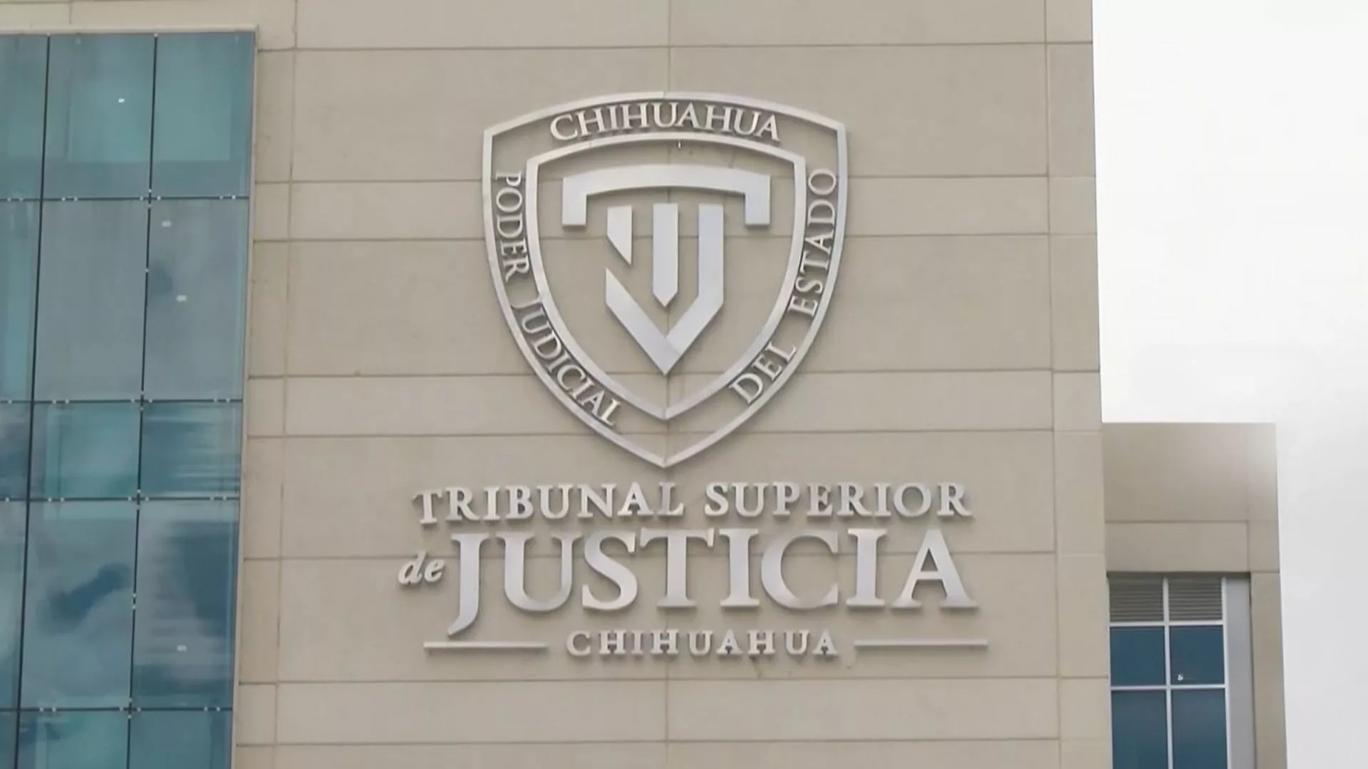 Revocan semilibertad a hermano de magistrada; ordenan nueva audiencia y cambio de juez