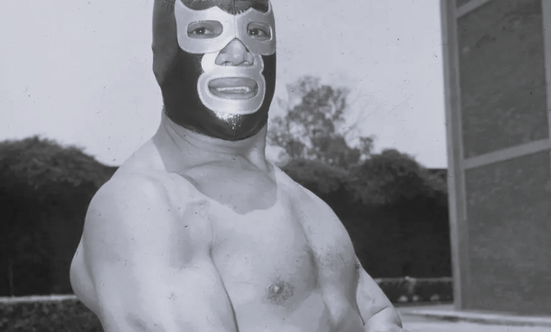 Alejandro Muñoz Moreno, «Blue Demon», ídolo de la lucha libre mexicana
