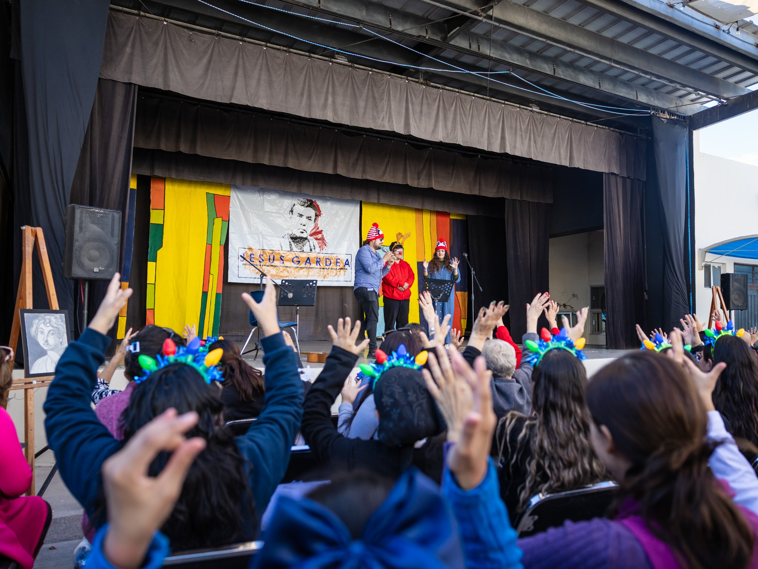 Delicias impulsa la inclusión con actividades sensoriales y artísticas en la Casa de la Cultura