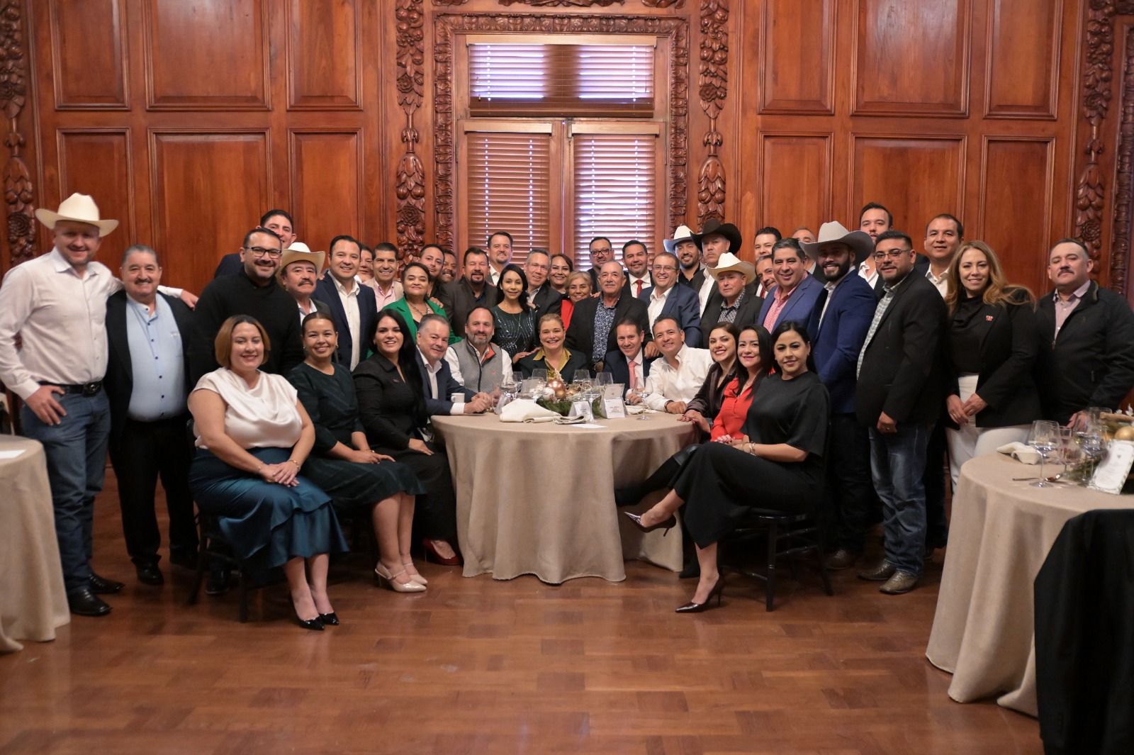 Columna política viernes 18 diciembre de 2025