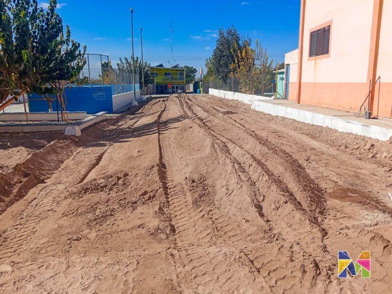 Inician trabajos de pavimentación en tres calles de Potrero del Llano