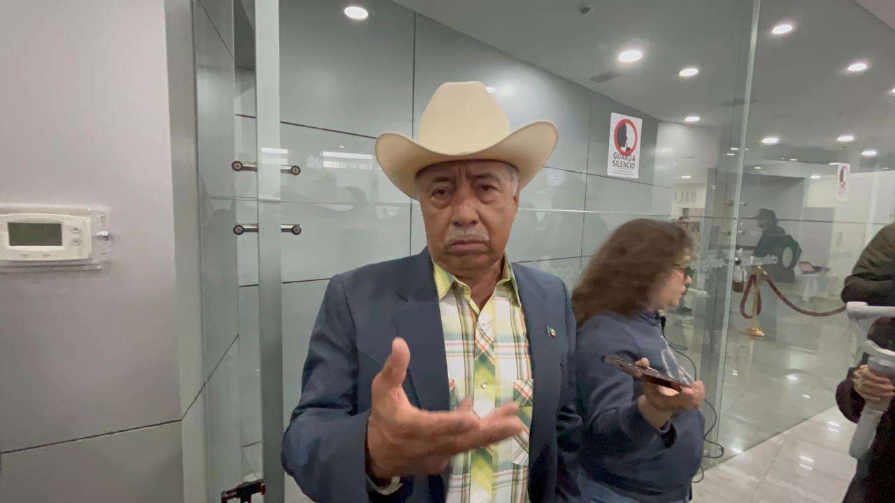 El próximo año van a empezar a desaparecer pequeños productores: Diputado Arturo Zubía