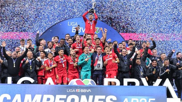 Ardió el infierno!! Toluca bicampeón del futbol mexicano