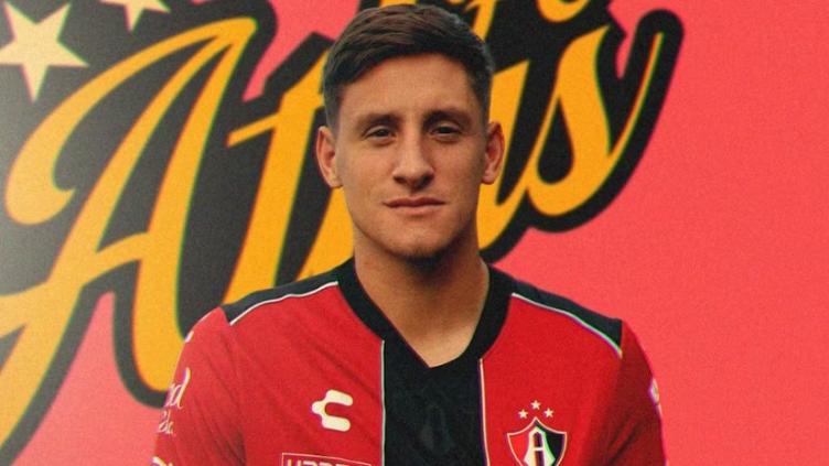 Atlas refuerza su defensa con la llegada de Rodrigo Schlegel