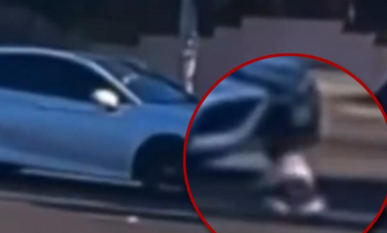 ¿Madre del año? Niño cae de camioneta en movimiento en California; autoridades intervienen