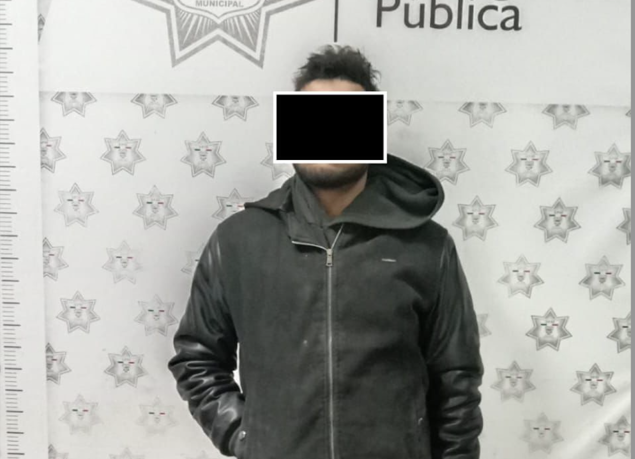 ¡Lo cachan en la Tecnológico! Llevaba moto robada y al ver a la policía intentó escapar; ya está tras las rejas.