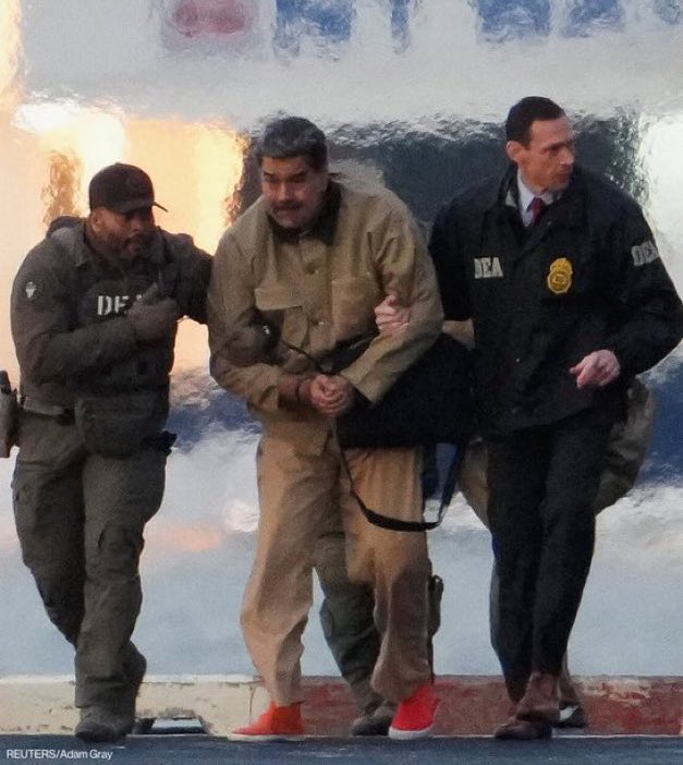 “Estoy secuestrado, soy inocente, soy un hombre decente, soy el presidente”: Maduro comparece ante tribunal en Estados Unidos