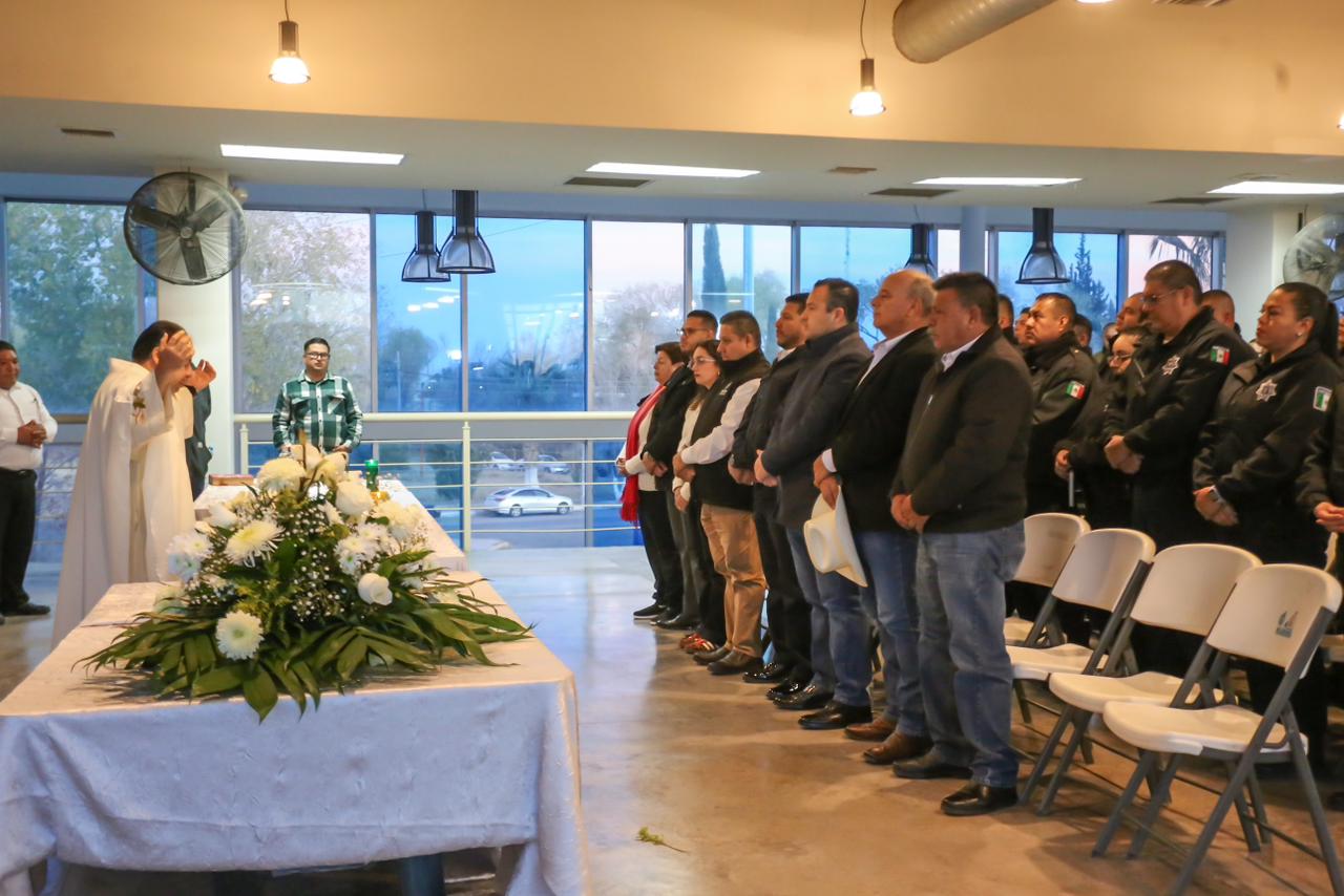 Reconoce Valenciano labor policial durante misa por el Día del Policía