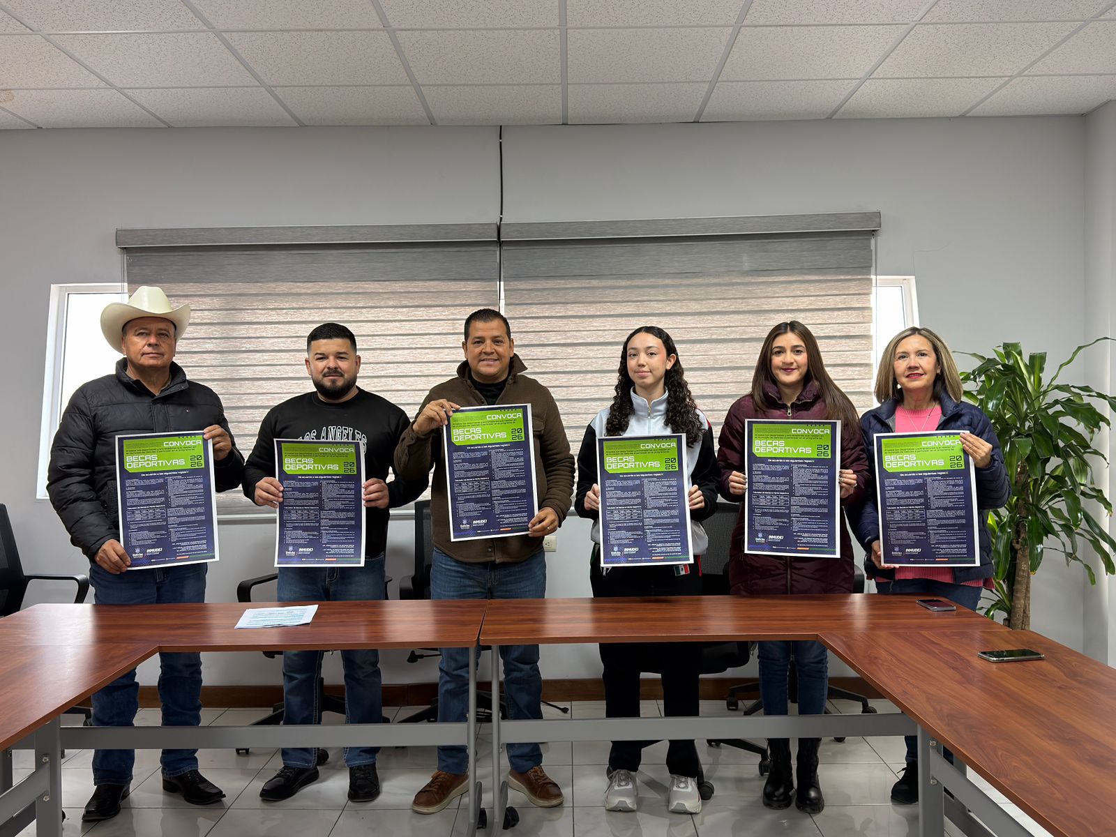 Presentan convocatoria de Becas Deportivas 2026 para impulsar el talento de Delicias