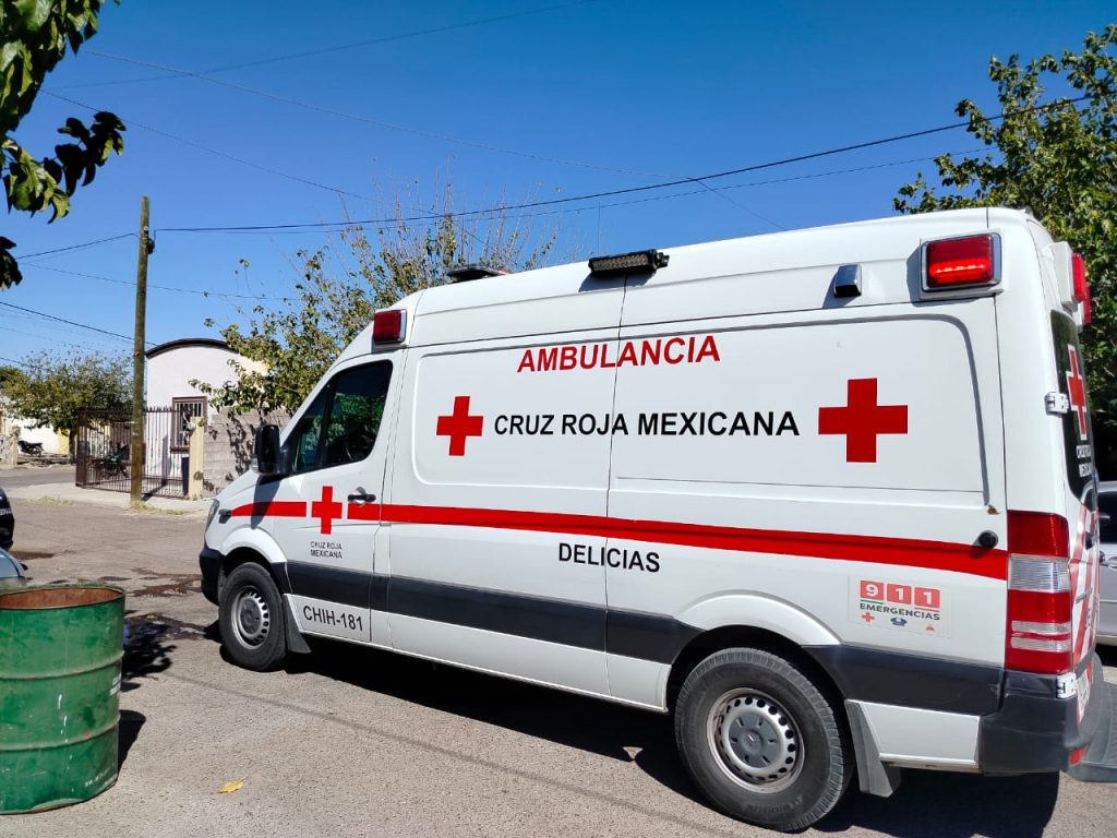 Hallan a mujer sin vida dentro de un vehículo en Monte Albán; tenía 38 años