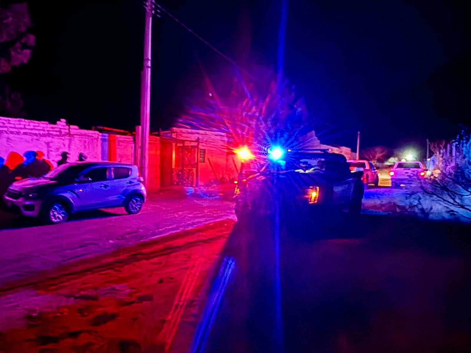 Hallazgo macabro dentro de una granja: lo encontraron encobijado y con huellas de violencia