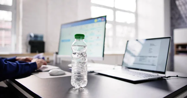 Micro-hábitos de hidratación para mantener la energía constante