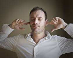 Pensamientos constantes: cómo reducir el ruido mental