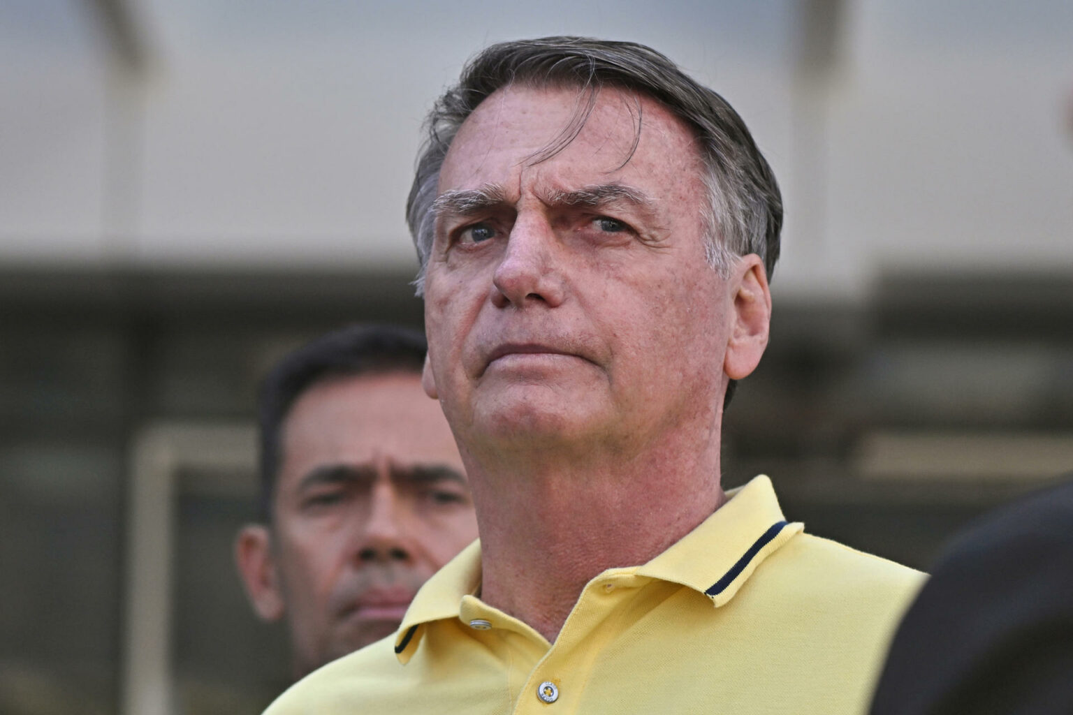 Jair Bolsonaro, expresidente de Brasil, sufre “heridas leves” tras caída en su celda