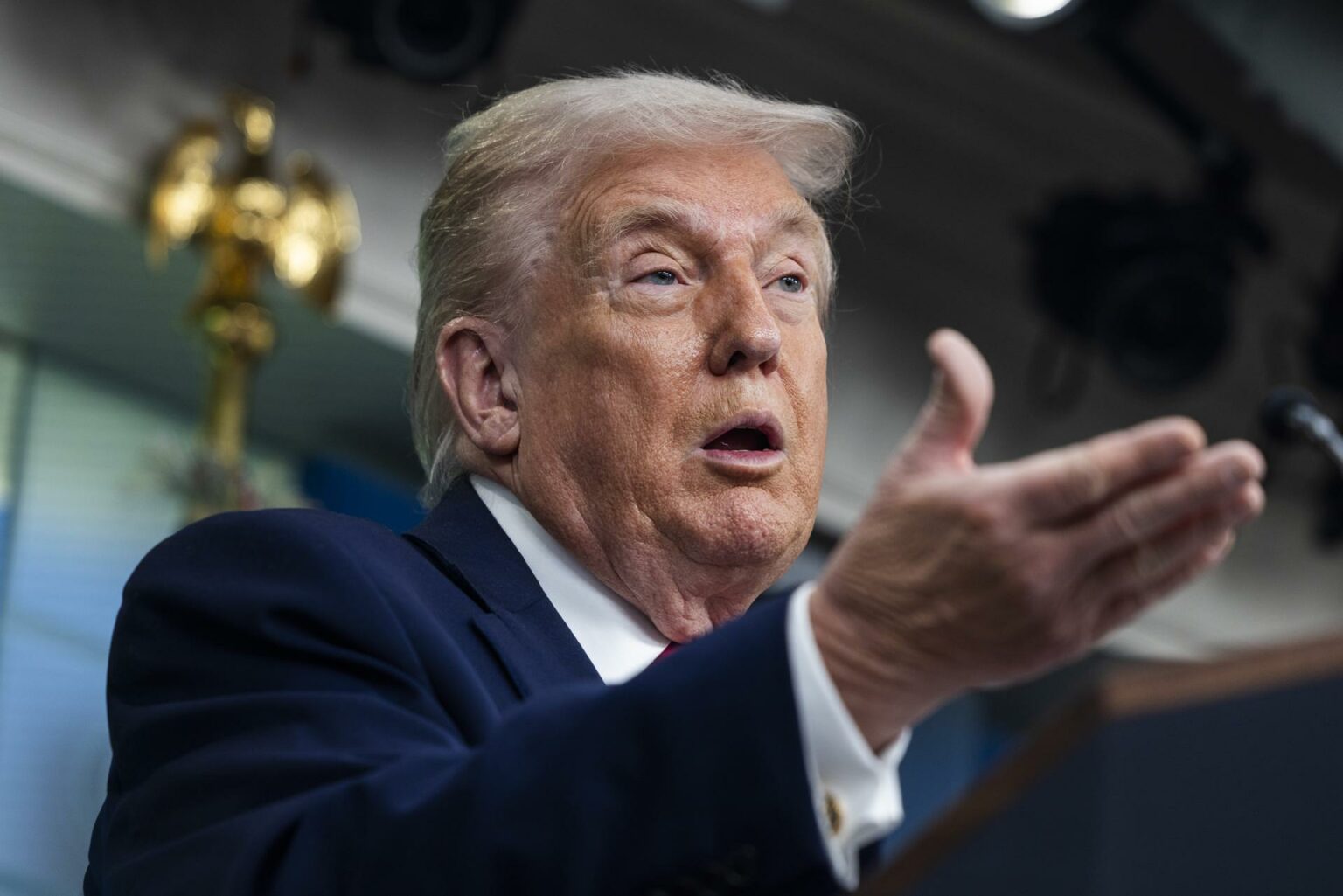 “No tiene por qué haber una crisis humanitaria”: Trump responde a Sheinbaum sobre Cuba