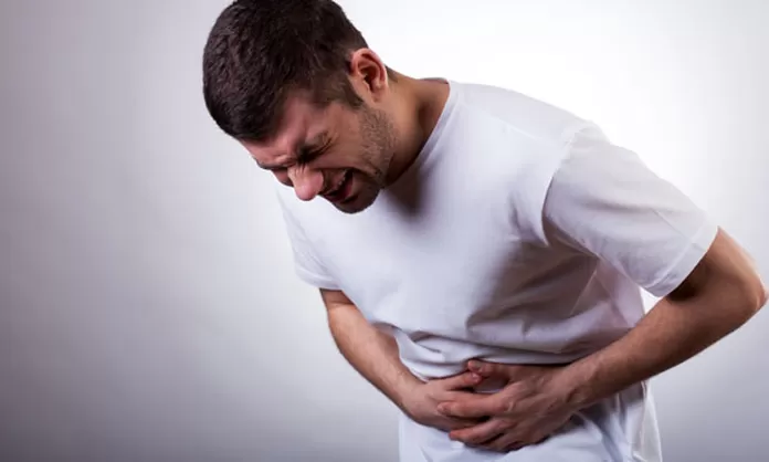 Dolor de estómago frecuente: causas comunes y qué hacer