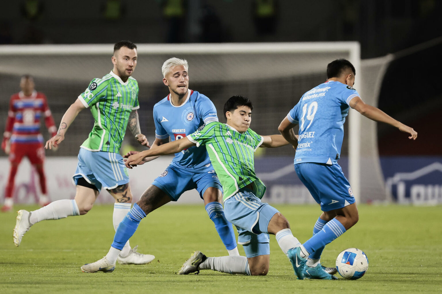 El Atlético ficha e inscribe en LaLiga al centrocampista mexicano Obed Vargas