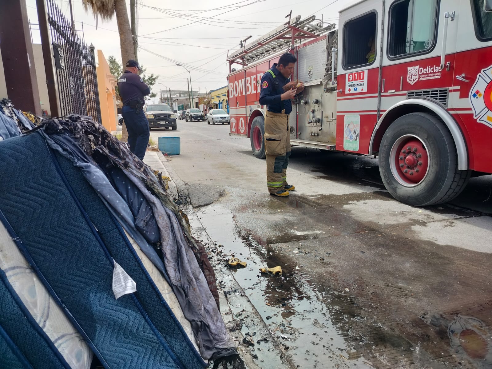 Incendio en casa habitación por explosión de vape en colonia Tierra y Libertad