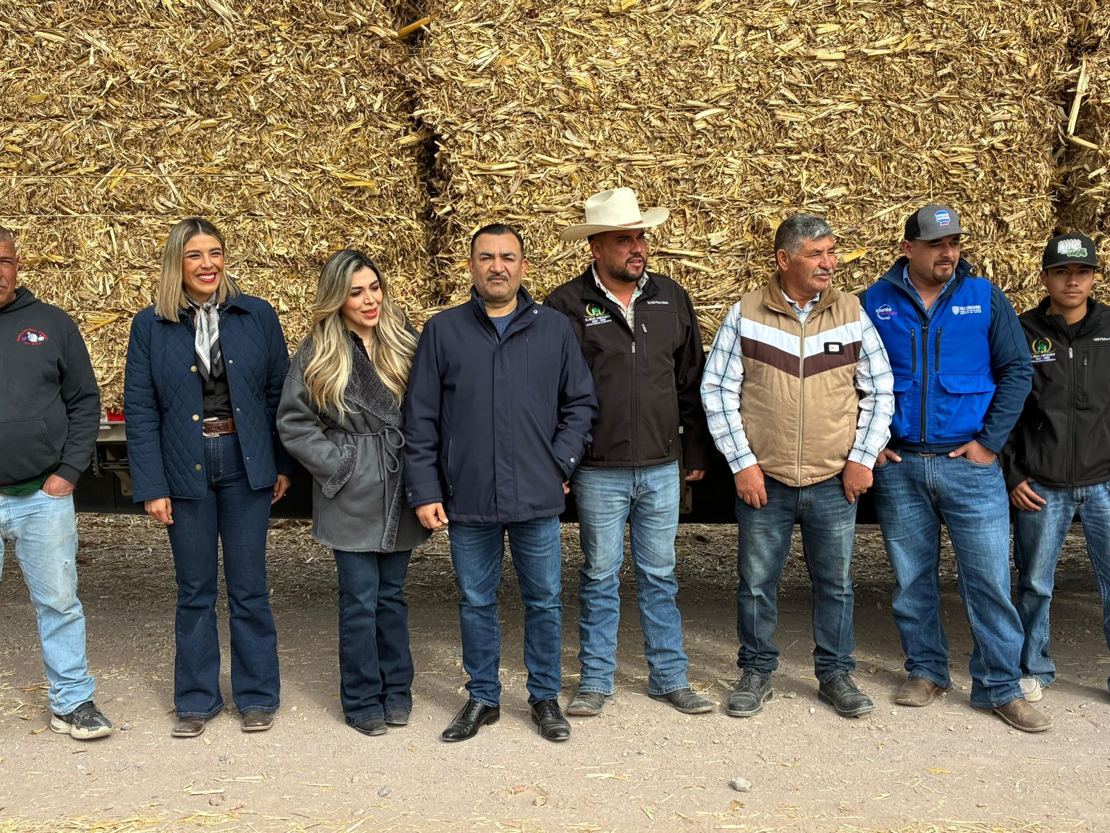Diputado Tony Meléndez acompaña al Ejido Meoqui en entrega de apoyos a productores