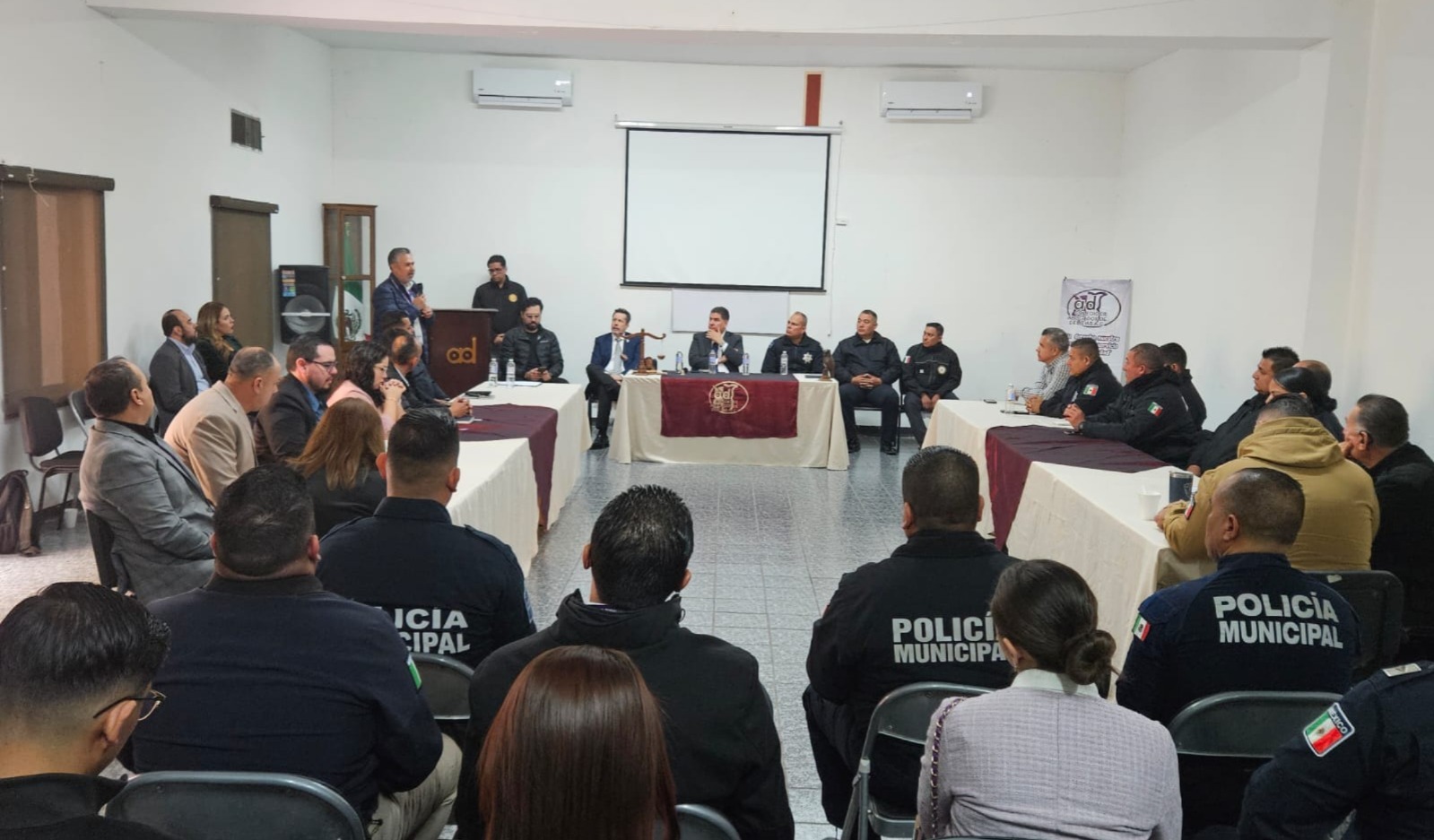 Participa Fiscal Heliodoro Araiza en conversatorios con el Poder Judicial en Delicias