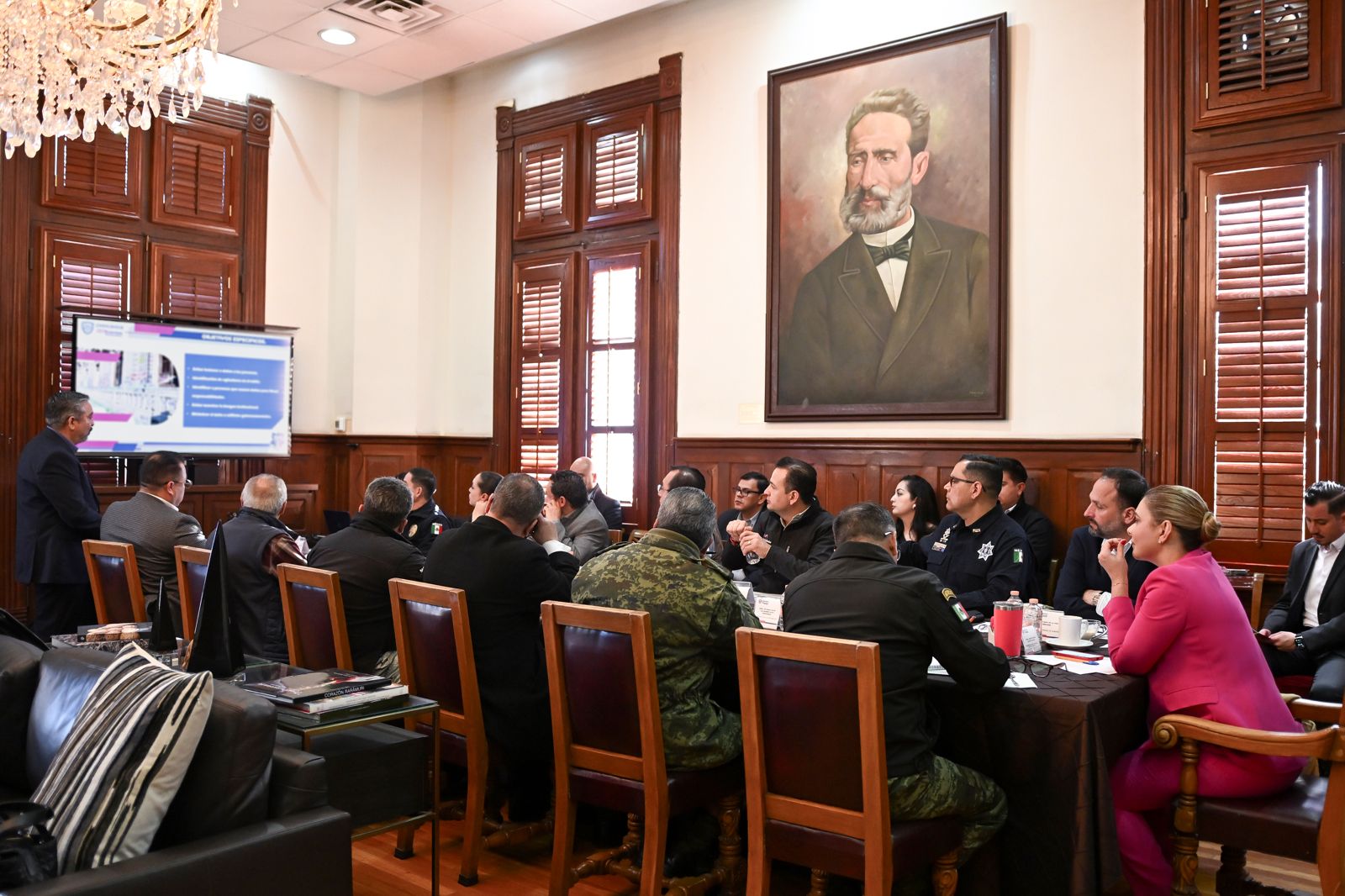 ???? ¡ALERTA EN CHIHUAHUA! ???? Mesa de Seguridad en sesión permanente tras hechos nacionales. ????
