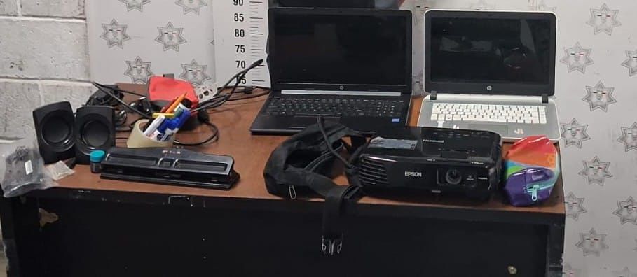 ???? ¡RECUPERADO! ???? Policía de Delicias frena robo al Colegio Delicias; recuperan equipo HP. ????