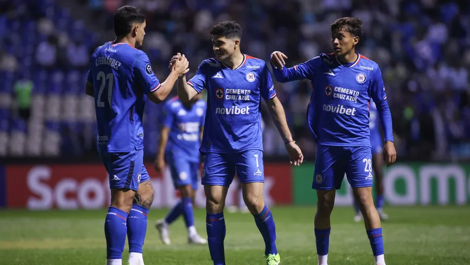 Cruz Azul golea a Vancouver y Nicolás Ibáñez debuta con gol en Concacaf Champions Cup