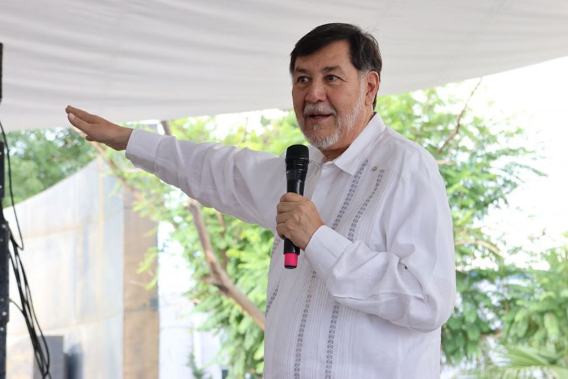 IEM sanciona a Noroña por hostigamiento a Grecia Quiroz