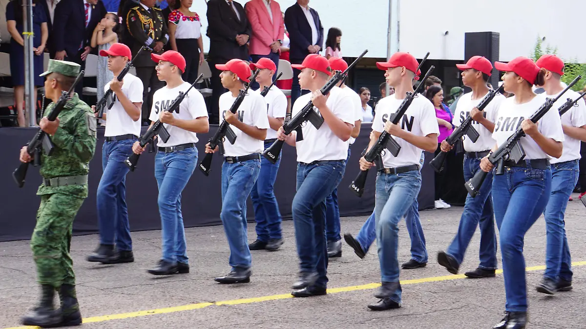 Extienden proceso de recepción de cartillas militares