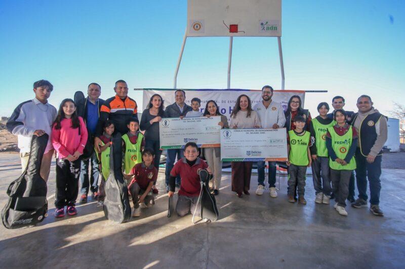 Estacionómetros entrega apoyos a Asociaciones Civiles