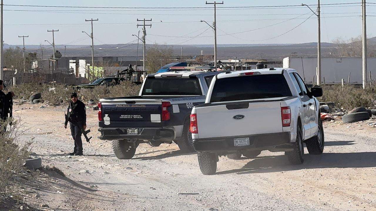 ???????? Macabro hallazgo en zona de terracería moviliza a autoridades