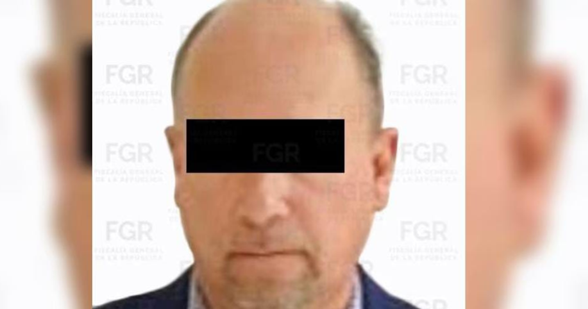 Atrapan a contador del exdirector de Pemex; lo acusan de defraudación millonaria