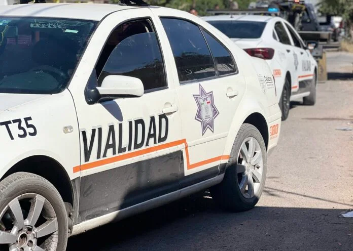 Motociclista resulta herido tras chocar contra una pickup en la colonia Lotes Urbanos